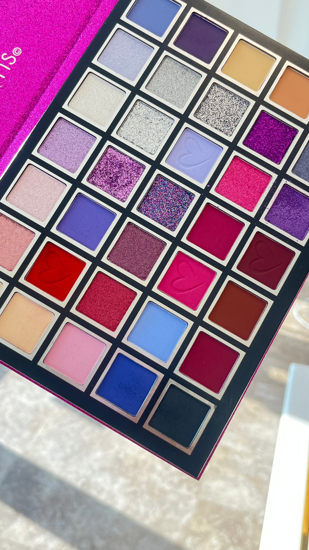 Beauty Creations The Legend 35-Color Eyeshadow Palette