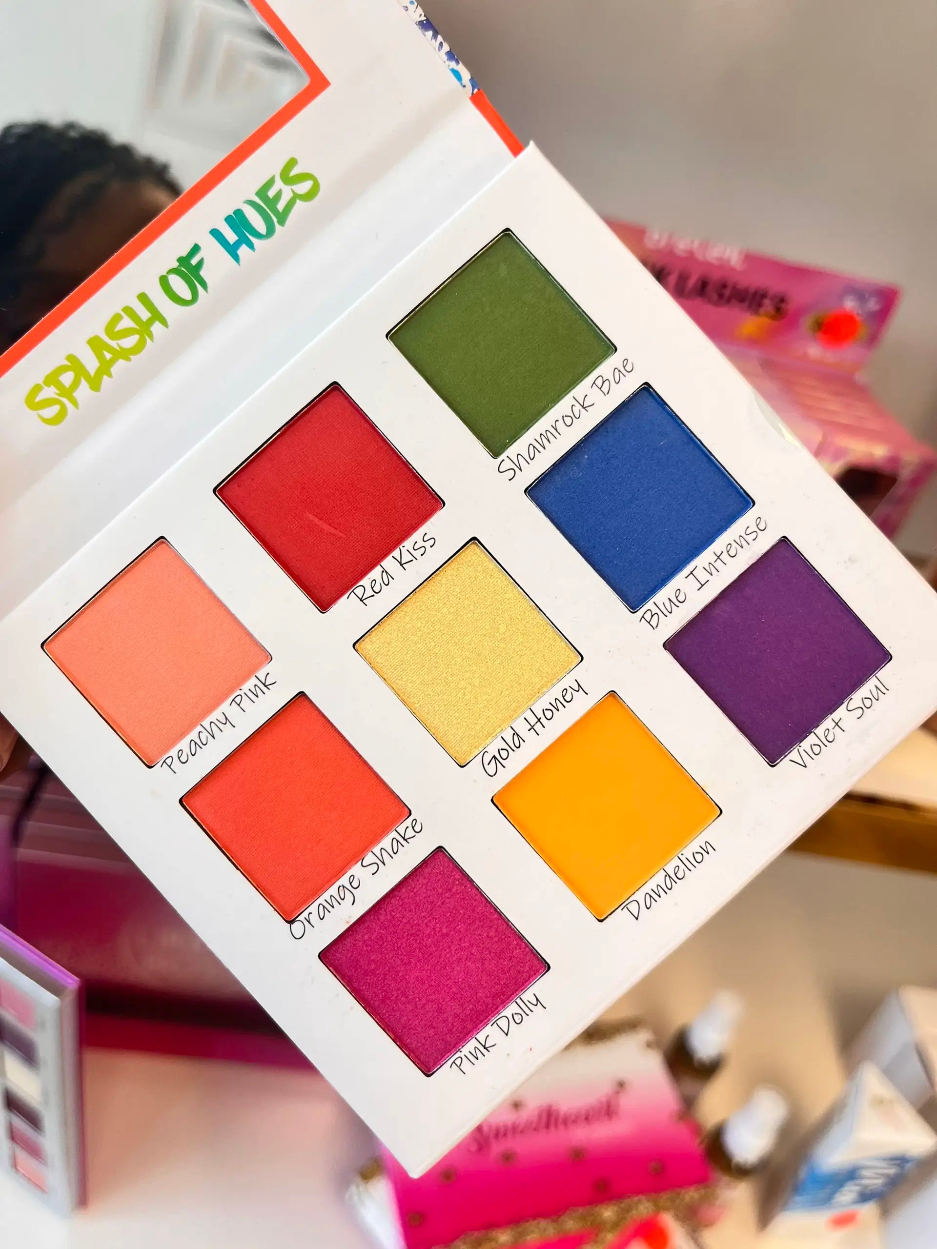 Mystery Makeup Box – Full-Size Beauty Products, Press-On Nails, Lashes, Eyeshadow & More